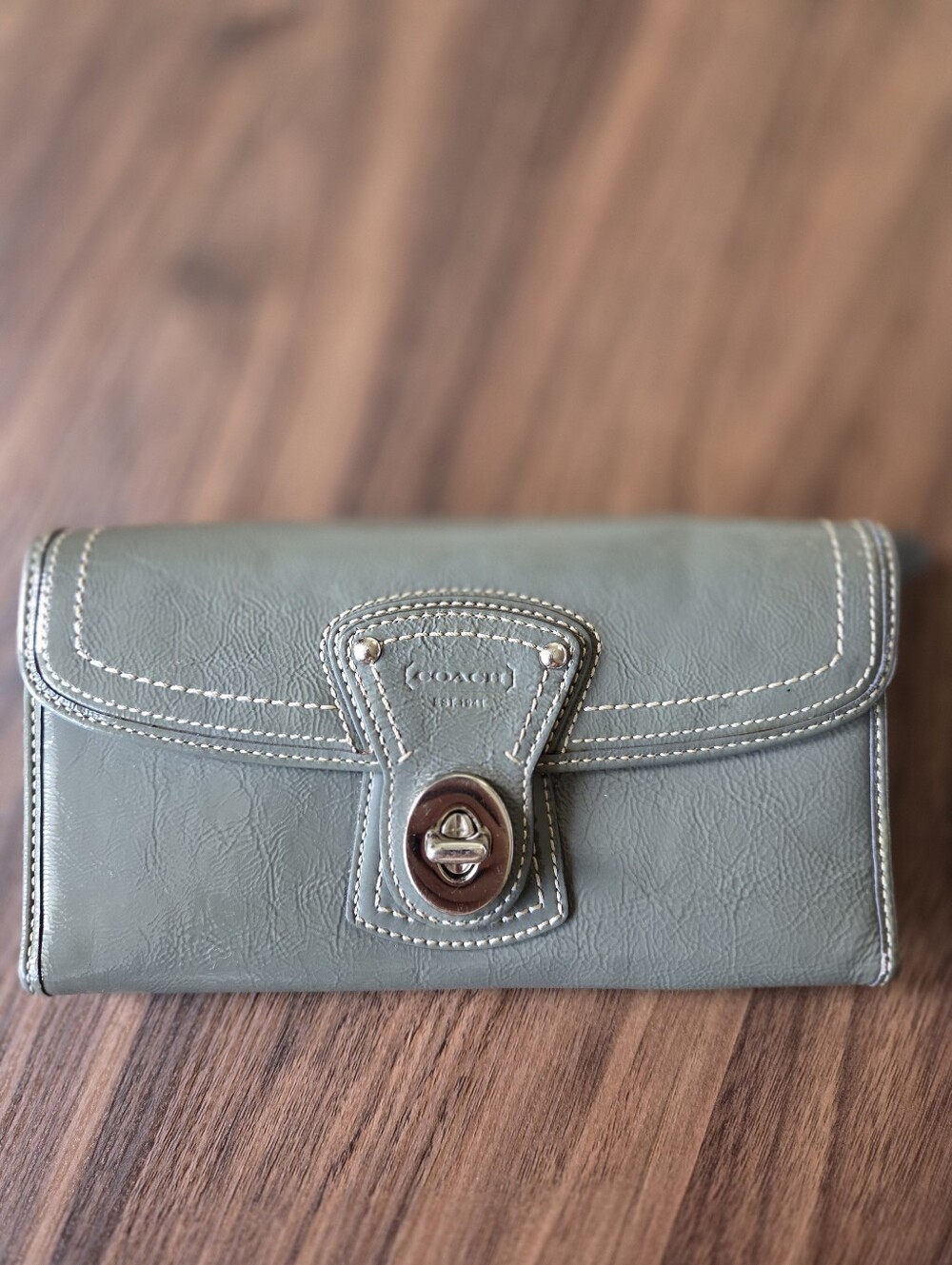 Vintage COACH Legacy Sage Green Leather Turnlock Wallet